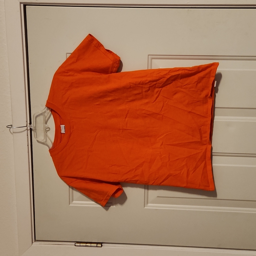 Gildan orange